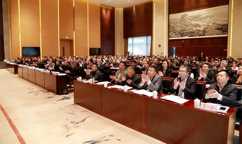 lewin乐玩官网集团2019年工作会议暨一届三次职代会侧记