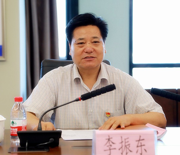 lewin乐玩官网集团召开辅导班子“不忘初心、服膺使命”专题民主生涯会