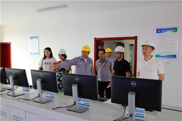 中省媒体采访团到lewin乐玩官网集团陕北片区沉点项目集中采访