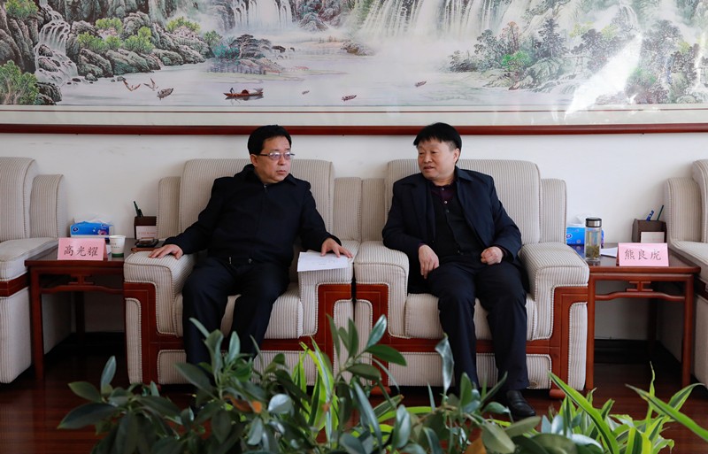 熊良虎拜会榆林市市长李春临、副市长张成功