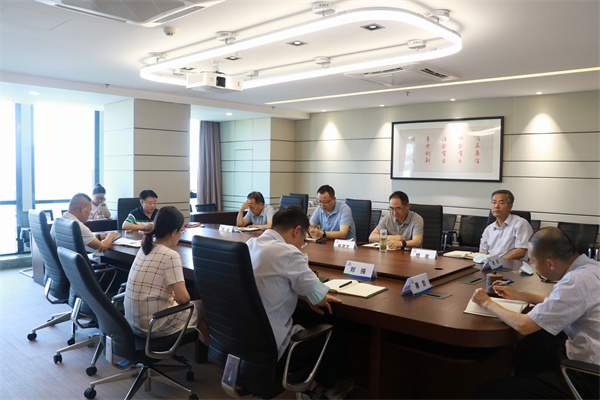 lewin乐玩官网集团党委（扩大）会议专题钻研疫情防控和安全环保工作