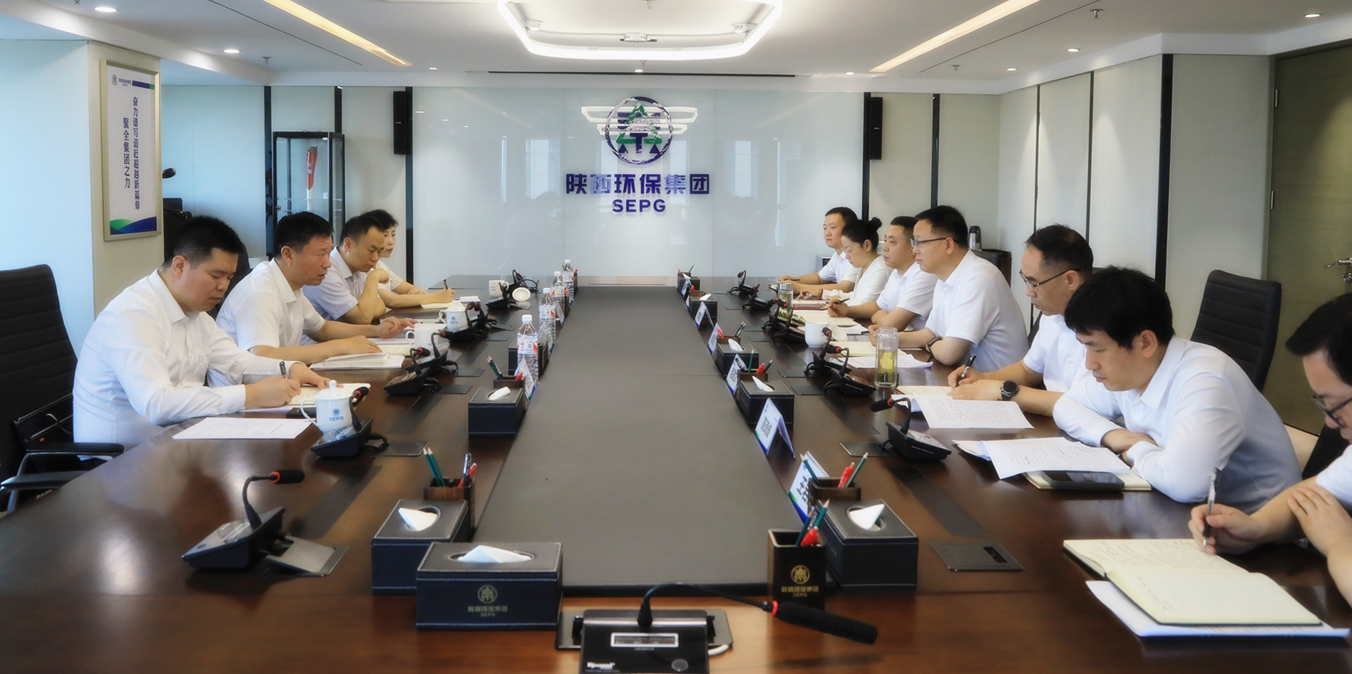 省国资委副主任杨爱民到lewin乐玩官网集团调研领导党纪进建教育工作