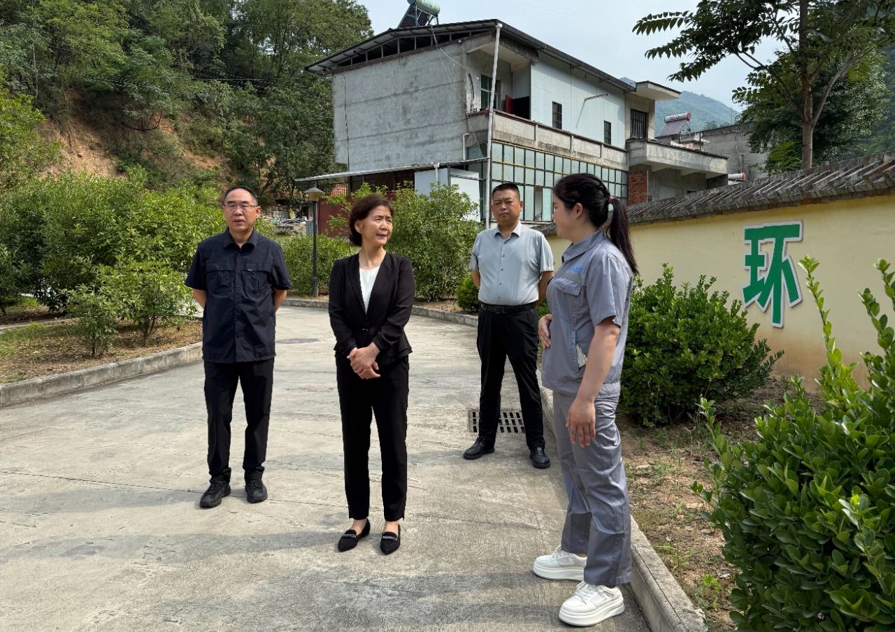 省总工会赴lewin乐玩官网集团水环境公司项目一线发展“夏送清冷”慰问活动